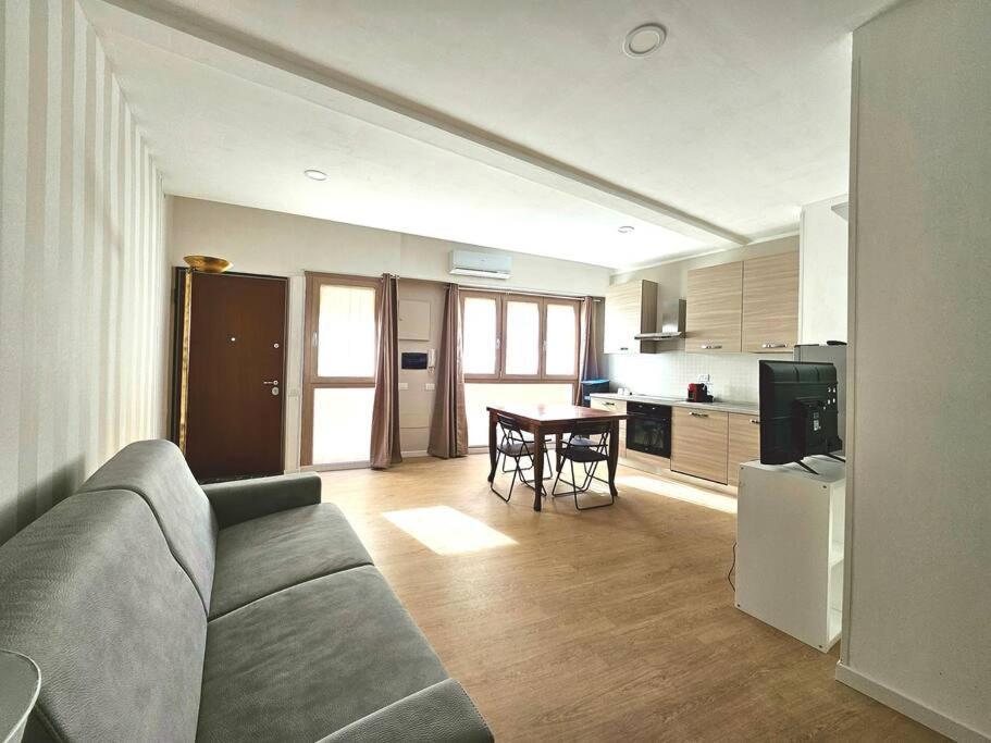 Covent Garden Apartment Cagliari Exterior photo